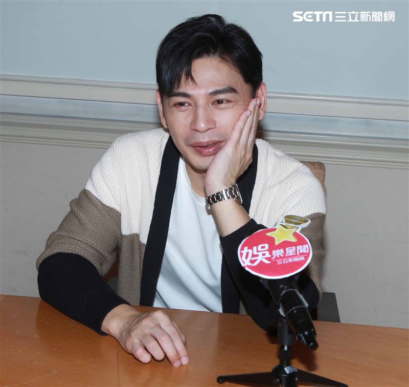 電影「練愛Ing」導演阿Ken專訪。（記者邱榮吉/攝影）