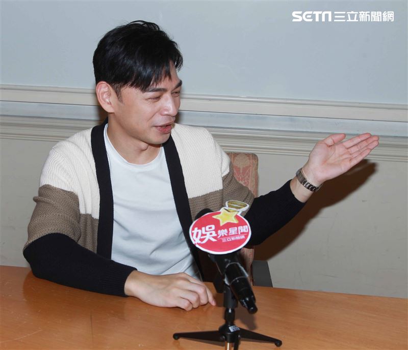 電影「練愛Ing」導演阿Ken專訪。（記者邱榮吉/攝影）