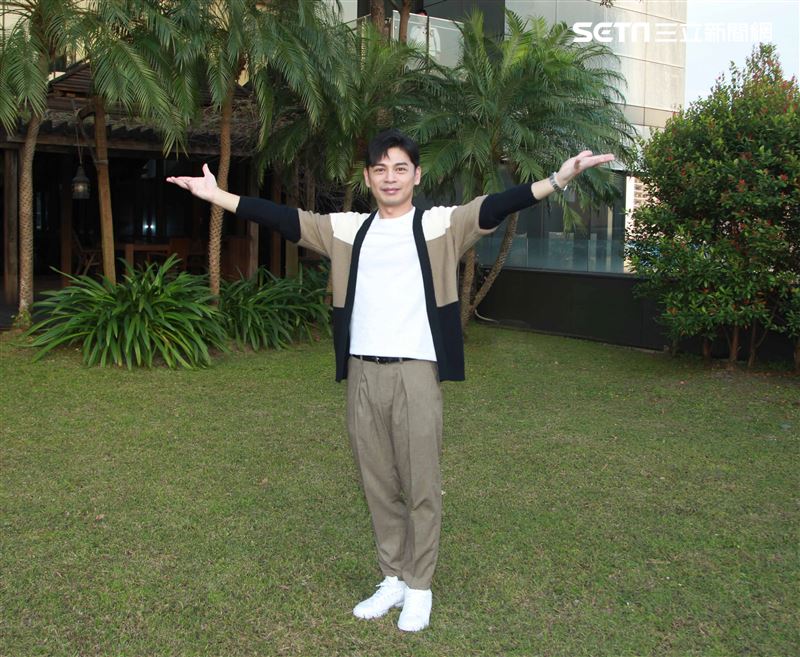 電影「練愛Ing」導演阿Ken專訪。（記者邱榮吉/攝影）