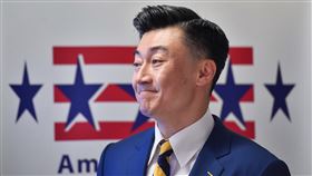 美國商會：近6成企業對台經濟成長有信心台北市美國商會4日舉行記者會發布「2020商業景氣調查」，指出近6成受訪者對台灣未來12個月的經濟成長展現信心；不過，武漢肺炎仍影響企業信心。疫情爆發前，企業對台灣未來一年經濟成長信心為73%，在武漢肺炎爆發後，則降為53%。圖為主持記者會的台北市美國商會會長金奇偉（C.W. Chin）。中央社記者王飛華攝  109年3月4日