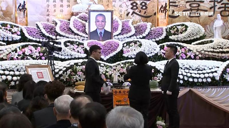 送許虞哲最後一程　蔡英文頒褒揚令