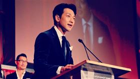 Rain主動告知幫所屬房產的承租人租金大器砍一半。（圖／翻攝自Rain IG）