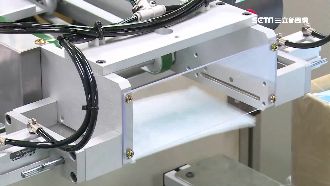 一秒產2片！口罩廠徵才30人