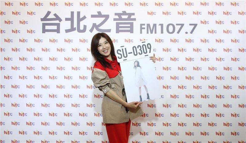 擋泥板女神爆仙氣！49歲的她變這樣