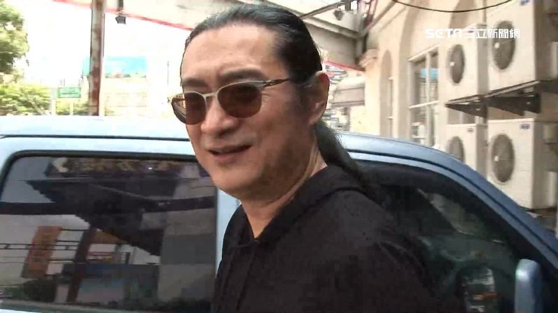 修健保法狂躺槍　黃安妙搬佛經謝眾人