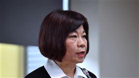 疫情不確定影響經濟  陳美伶：沒有悲觀權利立法院經濟委員會5日邀請國發會進行報告，國發會主委陳美伶（圖）表示，疫情到現在還沒有真正穩定，後面會如何擴散也還不清楚，不能夠過於樂觀看待，「但也沒有悲觀權利，只有不斷努力」。中央社記者王飛華攝  109年3月5日