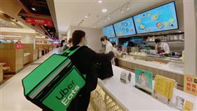 美食外送,美食,美食街,外送,百貨公司。（圖／記者馮珮汶攝）
備註：負面新聞請勿寫示意圖謹慎使用