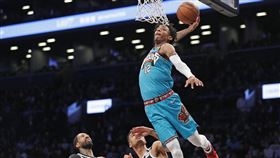 ▲莫蘭特（Ja Morant）飛超高「空中接力」結果沒進。（圖／美聯社／達志影像）