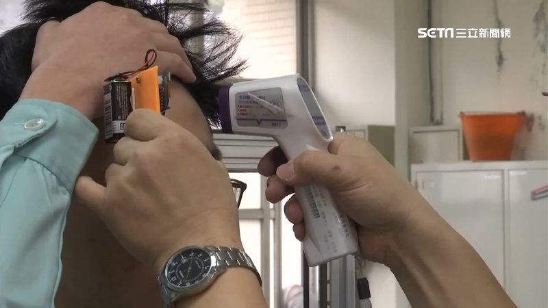 校園防疫　師生自製額溫槍、自動噴霧