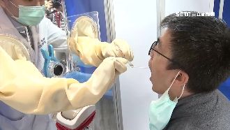 病毒肉搏戰　移動屏風成採檢防疫新招