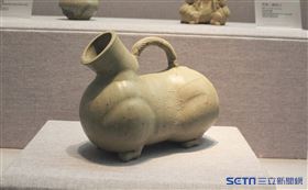 夜壺（邱建一提供）