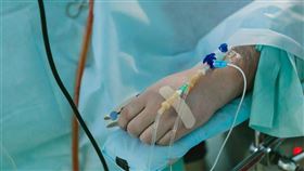 英國連日武漢肺炎確診病例暴增，5日累計至116例，且出現第一起死亡病例。（示意圖／圖取自Unsplash圖庫）