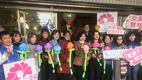 武漢肺炎疫情延燒，雲林縣多間商家生意受到影響，雲林縣政府邀集縣內158間商家發起「寵愛婦女、Go 38」，在婦女節當天或當週、當月提供縣內婦女各式優惠，刺激消費。