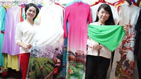 紀錄片導演阮金紅與越南新住民服裝設計師武清清，發想設計台灣意象越南國服，融合10處台灣景點，讓越南姐妹穿上，進而認同台灣，更吸引台灣人注意，推動文化融合。