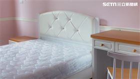 江柏樂女兒書房。（圖／江柏樂提供）