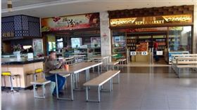 超市
https://www.flickr.com/photos/derek58/6486384067/in/photolist-aTbq14-p257DH-9zY2Xk-agLGGL-aTbo7K-dp75K3-aTbpAi-dzED9G-dzzai8-dp74wN-dp73su-dp6UE2-pRjwSZ-oUKK32-aTbpax-8UafVs-aTbnkp-pz7aAs-aTbnpR-dz