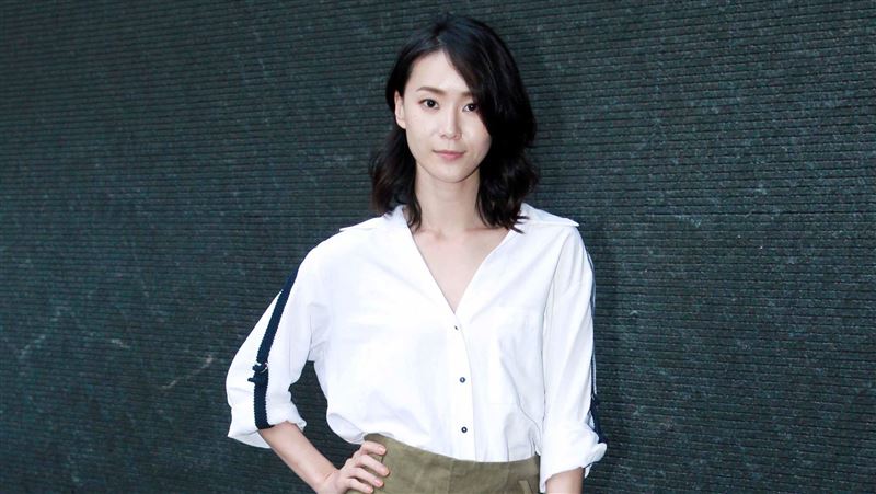 求愛男家門堵人！女星嚇歪出招斬虐緣