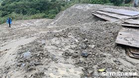 業者偷倒廢土(新北市府)