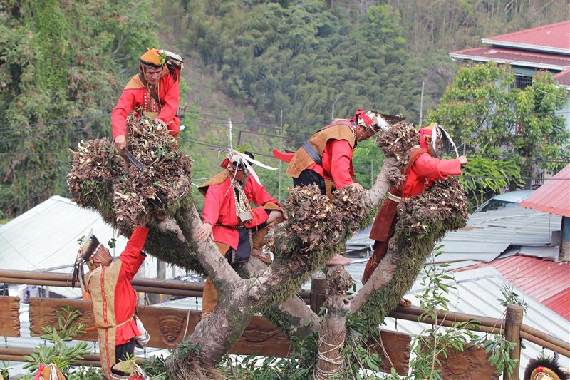 特富野社　瑪雅斯比祭典莊嚴隆重