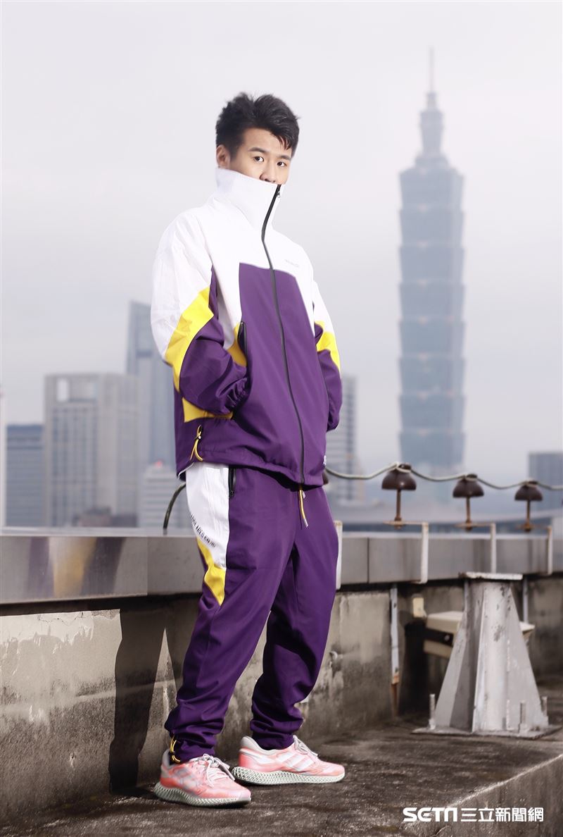 屁孩接受《三立新聞網》專訪。（圖／記者林聖凱攝影）