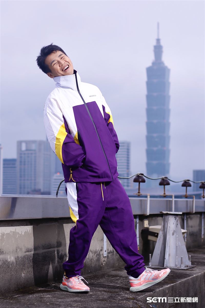 屁孩接受《三立新聞網》專訪。（圖／記者林聖凱攝影）