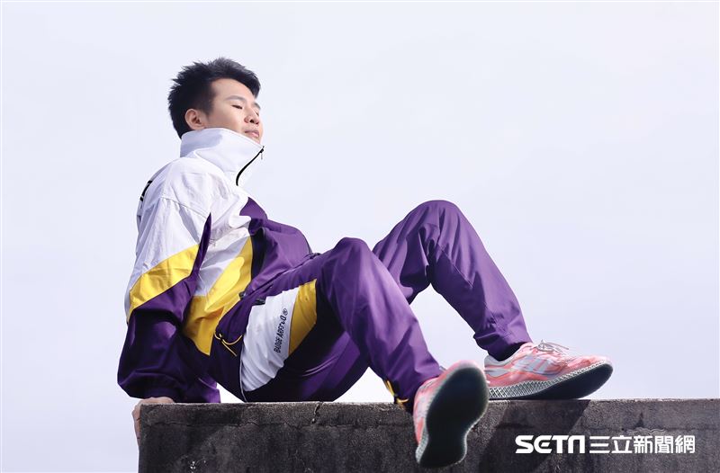 屁孩接受《三立新聞網》專訪。（圖／記者林聖凱攝影）