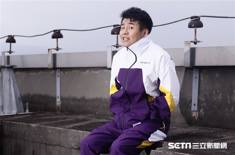 屁孩接受《三立新聞網》專訪。（圖／記者林聖凱攝影）