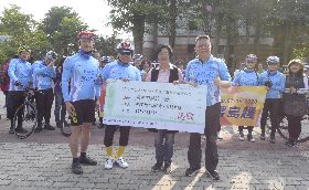 傳遞運動抗疫精神　單車環島先捐千份口