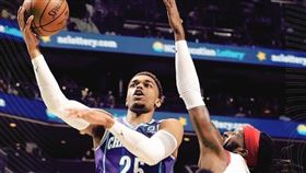 ▲黃蜂擊敗火箭。（圖／翻攝自推特）