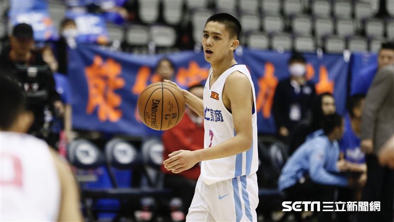 HBL／包辦三大獎　游艾喆奪MVP