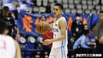 HBL／包辦三大獎　游艾喆奪MVP