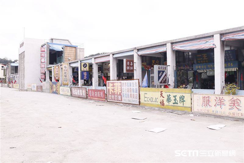 80年代中華商場成功復刻，重現當年場景。（圖／記者林聖凱攝影）