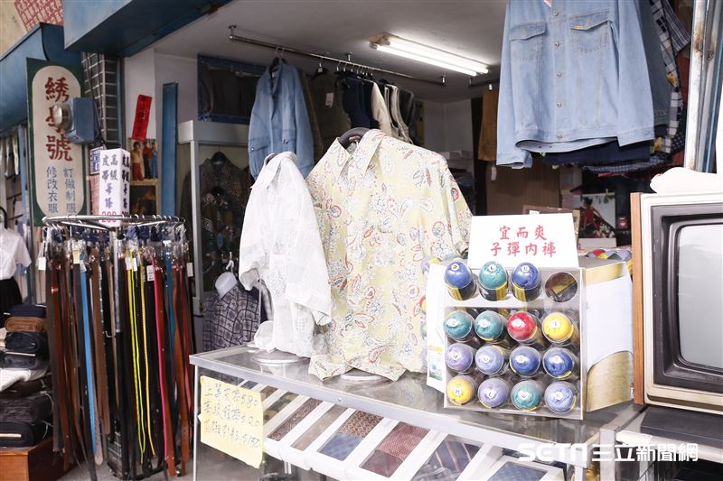 80年代中華商場成功復刻，重現當年場景。（圖／記者林聖凱攝影）