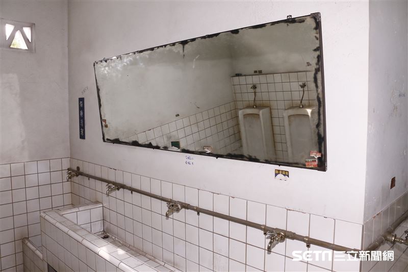 80年代中華商場成功復刻，重現當年場景。（圖／記者林聖凱攝影）