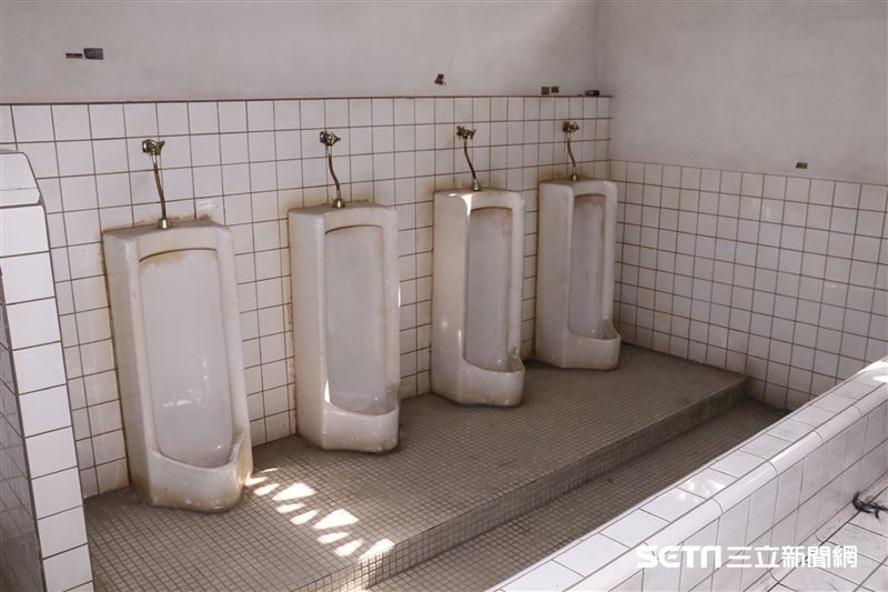 80年代中華商場成功復刻，重現當年場景。（圖／記者林聖凱攝影）