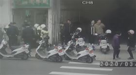 新莊,檳榔攤,暴走,強制送醫,昏迷,