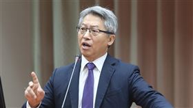 中研院組改暫緩  廖俊智：共識把研究做好中研院在3年前的院長遴選引發外界爭議後決定組改，更改院長遴選方式，但經過3年討論，仍因外界意見分歧，暫緩執行。院長廖俊智（圖）27日在立法院教育及文化委員會表示，現在最重要的共識是把研究做好。中央社記者謝佳璋攝  108年2月27日