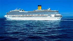 搭載約2000人的「歌詩達幸運號」郵輪先後遭泰國與馬來西亞禁止靠港，現在將前往新加坡，10日結束旅程。（圖／翻攝自歌詩達郵輪公司網頁costacruises.com）
