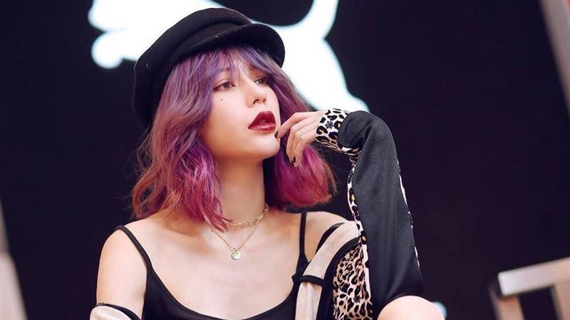 斷開謝和弦　正宮甜曬接吻照對象曝光