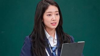 被賞30個巴掌…朴信惠曝出道血淚史