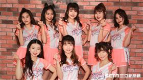  統一獅隊專屬啦啦隊「Uni-girls」春訓。（圖／記者邱榮吉攝影）