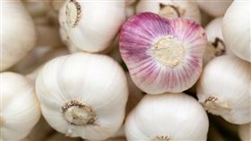 蔥、蒜頭、洋蔥，蔥屬蔬菜　圖／pixabay