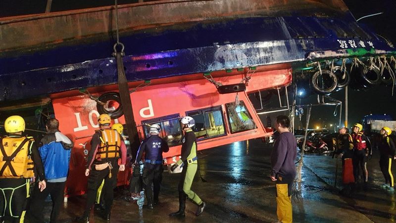 台北港撞翻引水船　肇事貨輪是香港籍