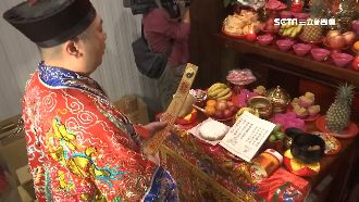 疫情衝擊市場人少　請神助陣求度難關