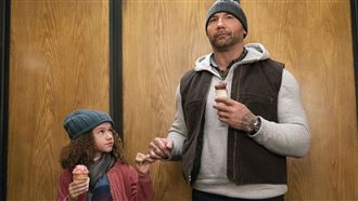 9歲女孩一句話　拳王秒成小乖乖