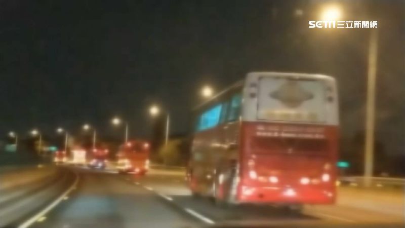 武漢包機抵台！華航169人送隔離所