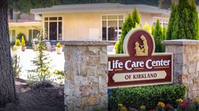 美國柯克蘭療養院爆發群聚感染，多數人死因不明。（圖／翻攝自Google Map）