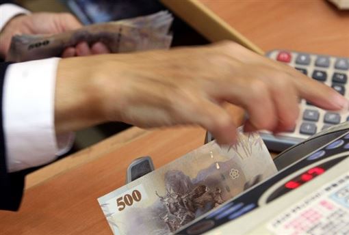 去銀行有2習慣是有錢人 前行員曝觀察內幕