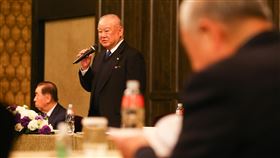 林伯豐主持工商協進會理監事聯席會議（2）工商協進會理事長林伯豐（後右）11日主持工商協進會第25屆第8次理監事聯席會議，對武漢肺炎疫情衝擊產業，政府提出的紓困方案提出看法，盼一同度過難關。中央社記者謝佳璋攝  109年3月11日