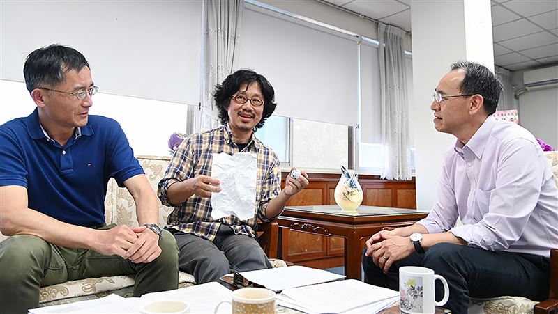 清大素養題庫增理化　供高中生下載